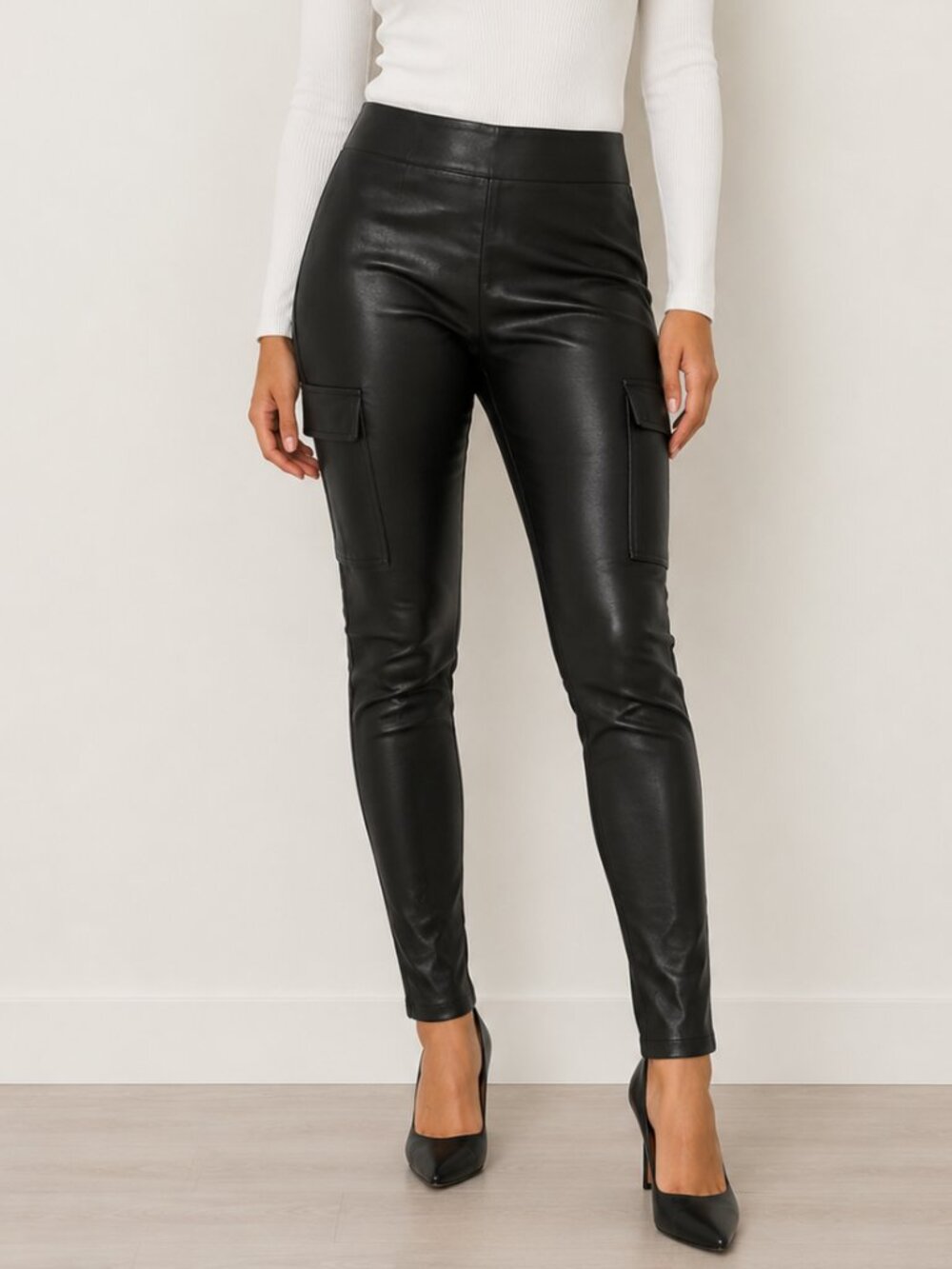 Calvin Klein Jeans Black Faux Leather Leggings Women's Medium Skinny Pull-On